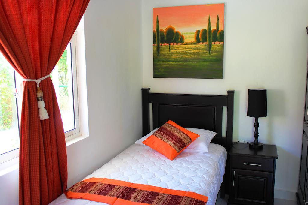 Sunset Cove Villa Grand Anse  Bilik gambar